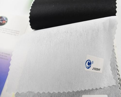 Επικάλυψη χημικής σύνδεσης μη υφασμένου υφάσματος για ανθεκτικά σχέδια κεντήματος